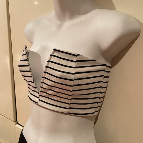 GOJANE V Mine striped bandeau top. - Picture 2 of 3
